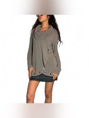Grey Long Sleeve Cowl Neck Top W Grommet Details by Belldini